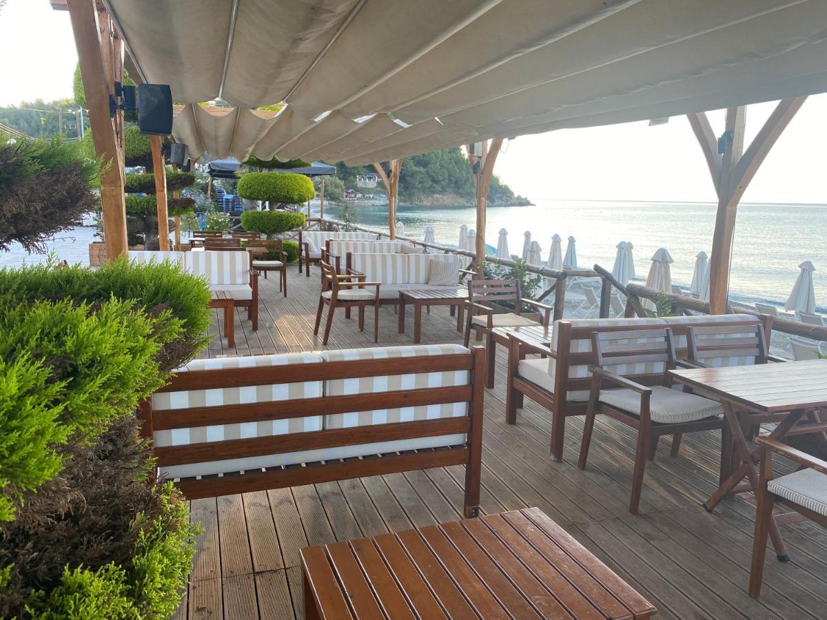 Hotel Paralio Possidi Exterior photo