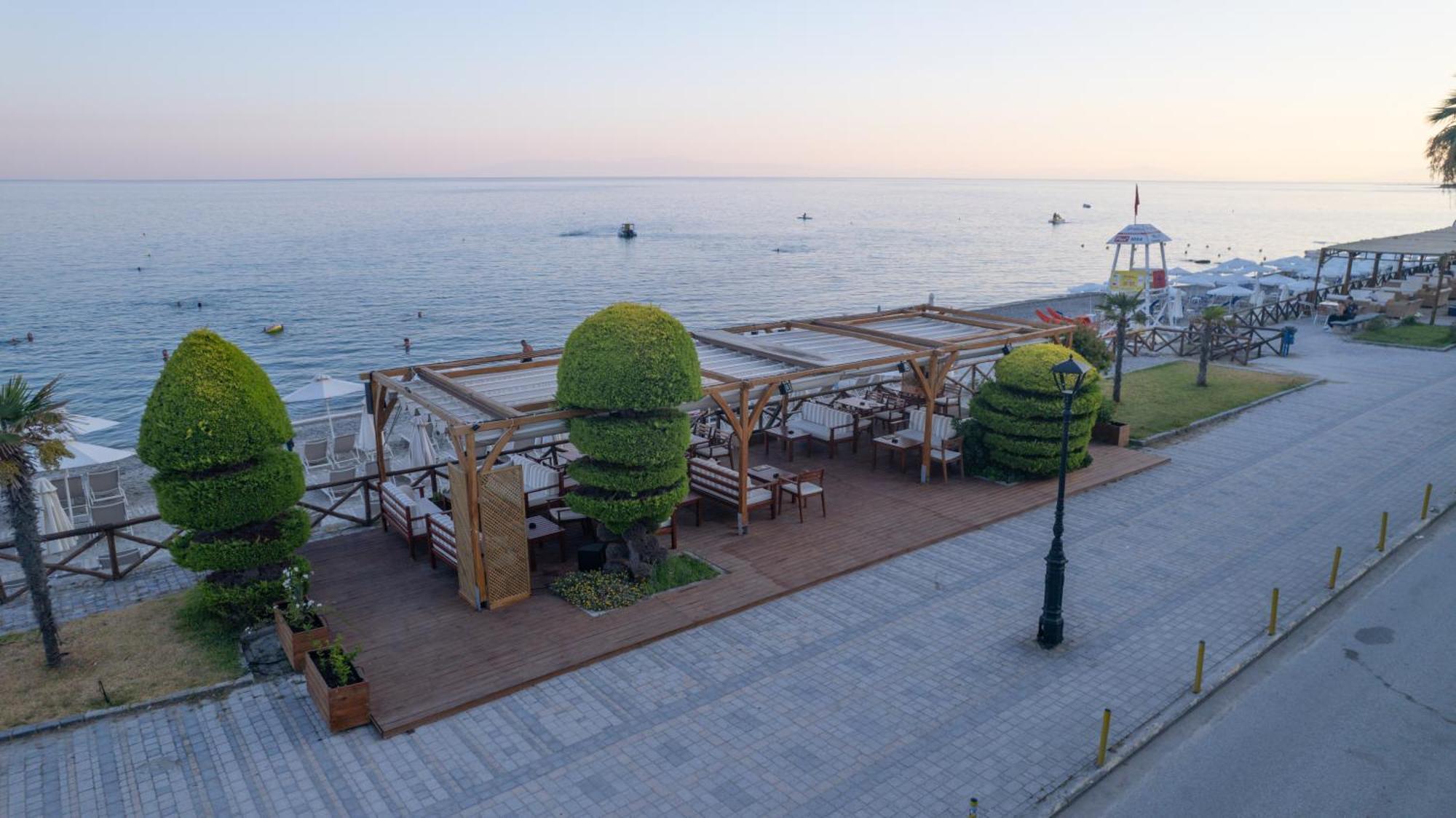 Hotel Paralio Possidi Exterior photo